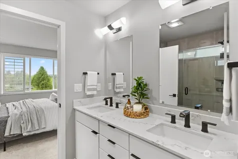 22505 70th Place W Mountlake Terrace WA 98043