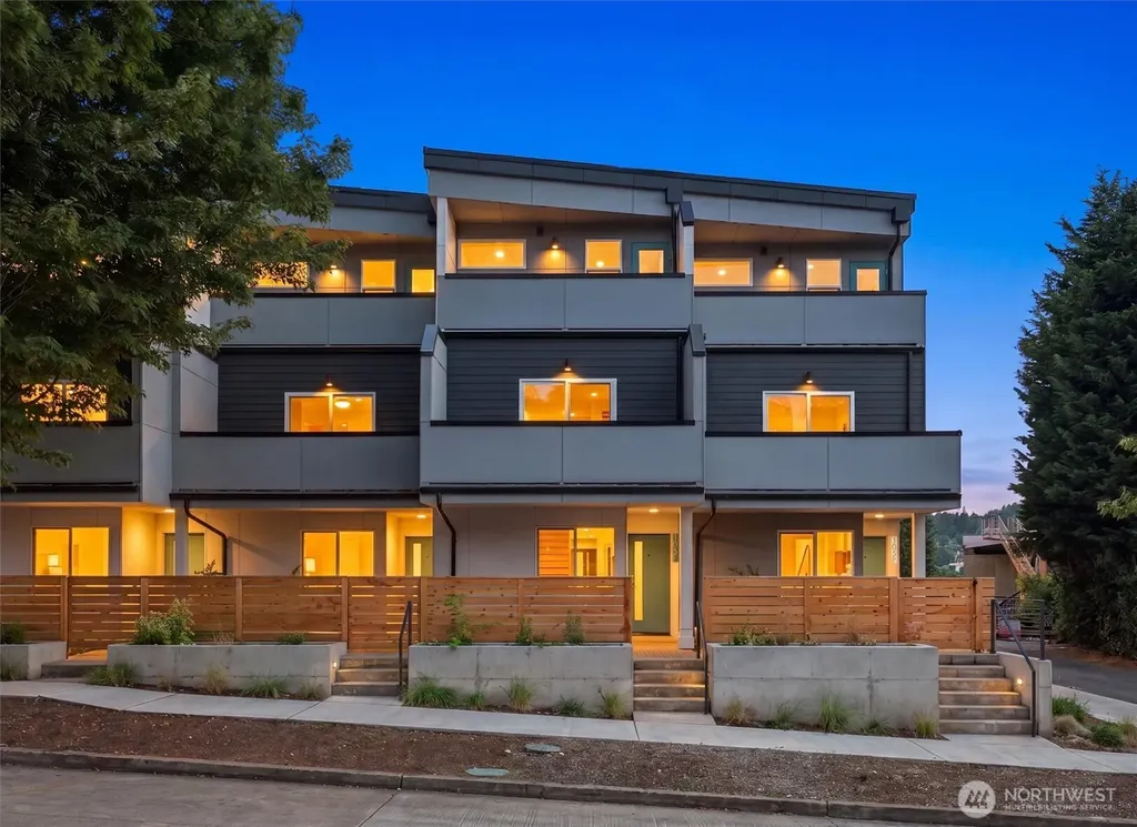 105 NW 39 Th Street Seattle WA 98107