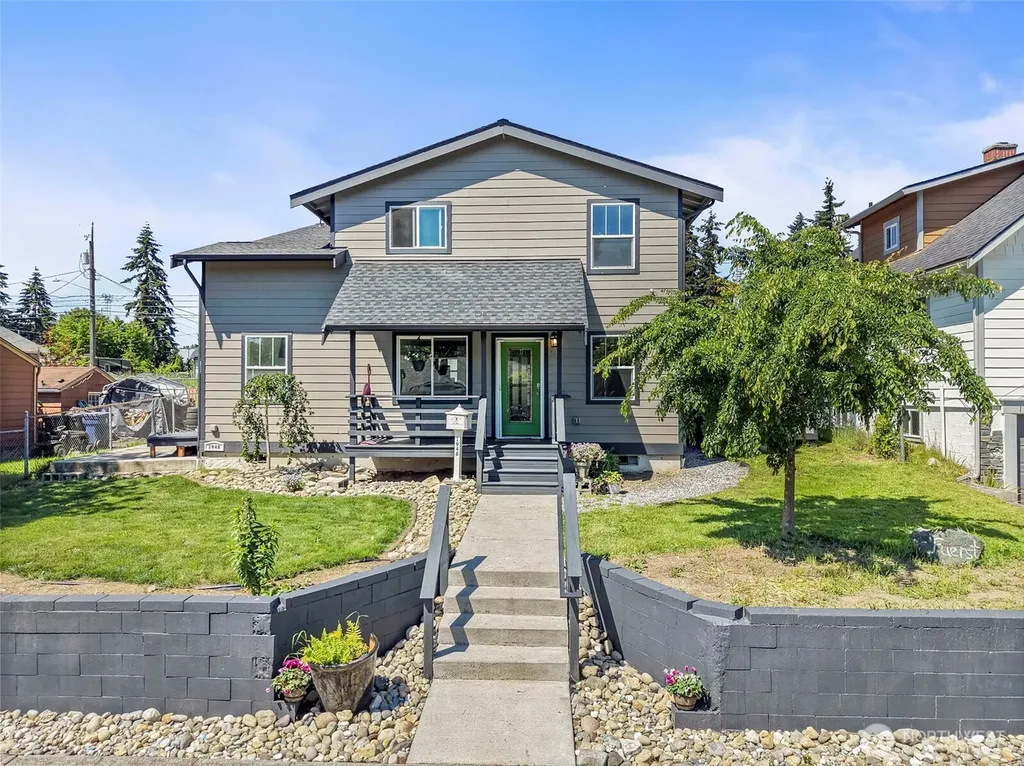 1948 S Hosmer Street Tacoma WA 98405