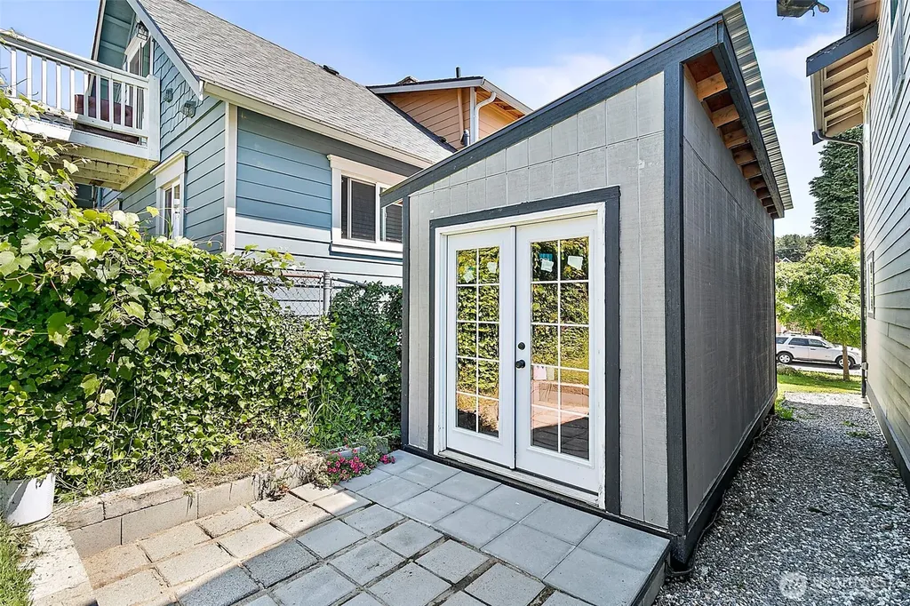 1948 S Hosmer Street Tacoma WA 98405