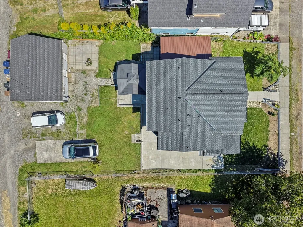 1948 S Hosmer Street Tacoma WA 98405