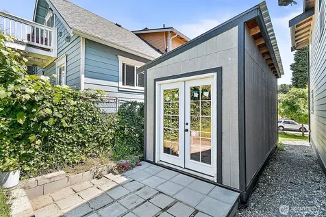 1948 S Hosmer Street Tacoma WA 98405