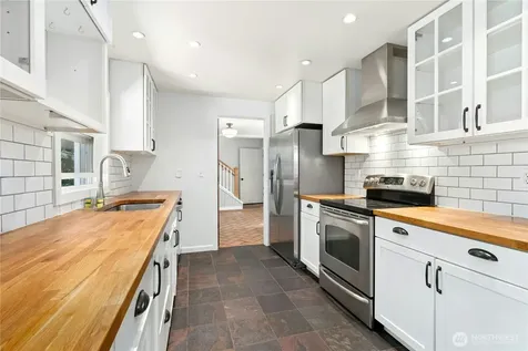 6311 216th Street SE Woodinville WA 98072