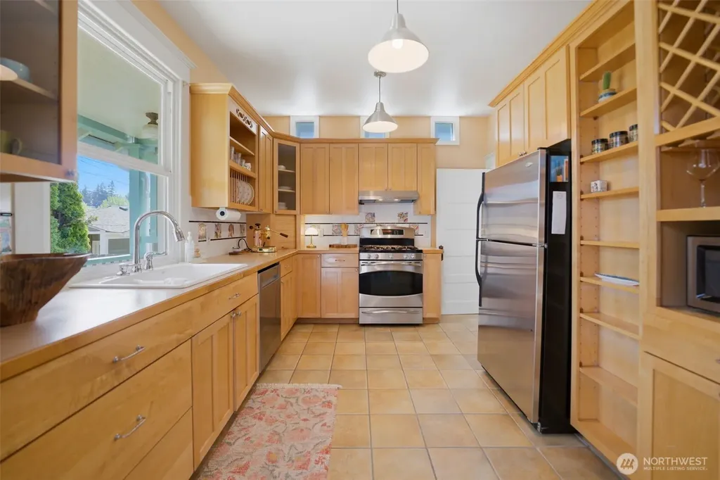 3112 N 20th Street Tacoma WA 98406