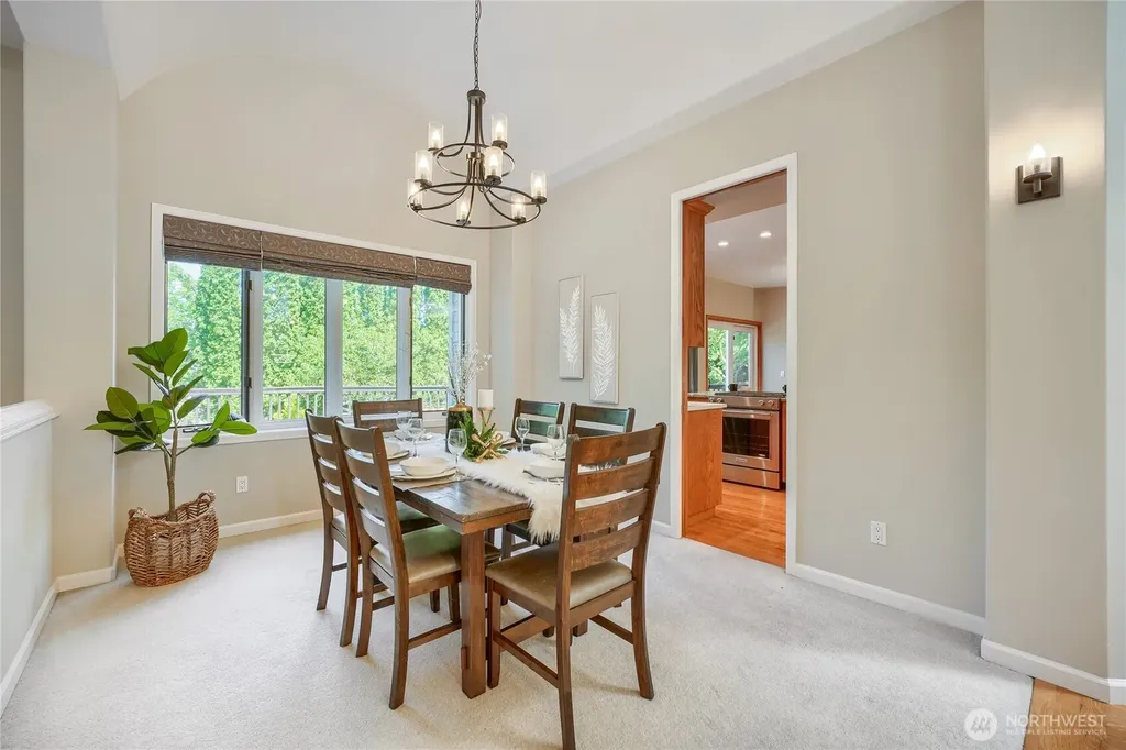 15810 SE 45th Place Bellevue WA 98006