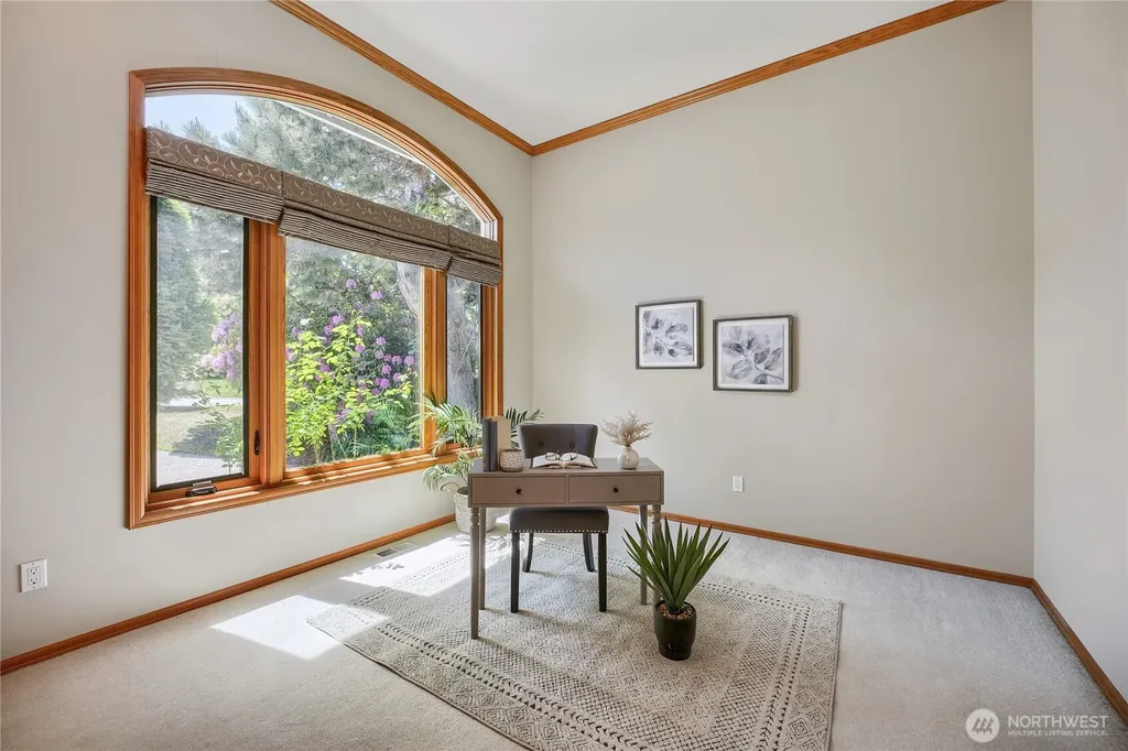 15810 SE 45th Place Bellevue WA 98006