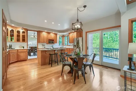 15810 SE 45th Place Bellevue WA 98006