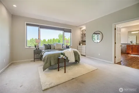 15810 SE 45th Place Bellevue WA 98006