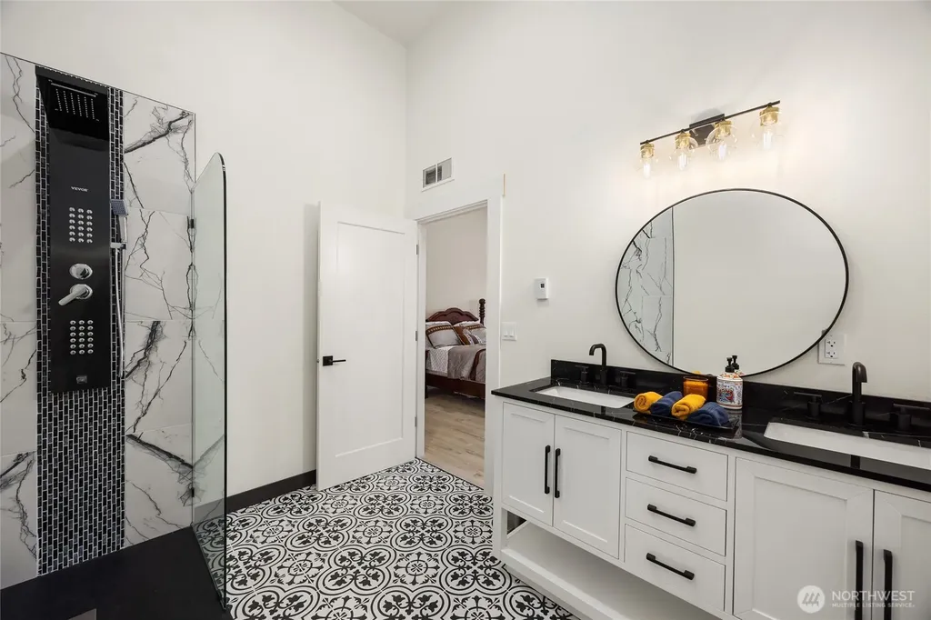 22822 Tranquility Place NE Kingston WA 98346