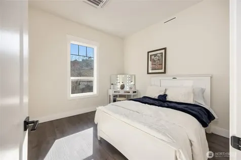 22822 Tranquility Place NE Kingston WA 98346