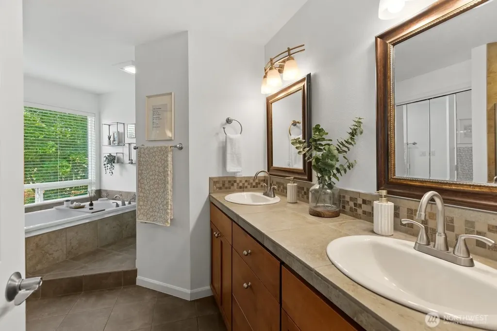 25436 163rd Place SE Covington WA 98042