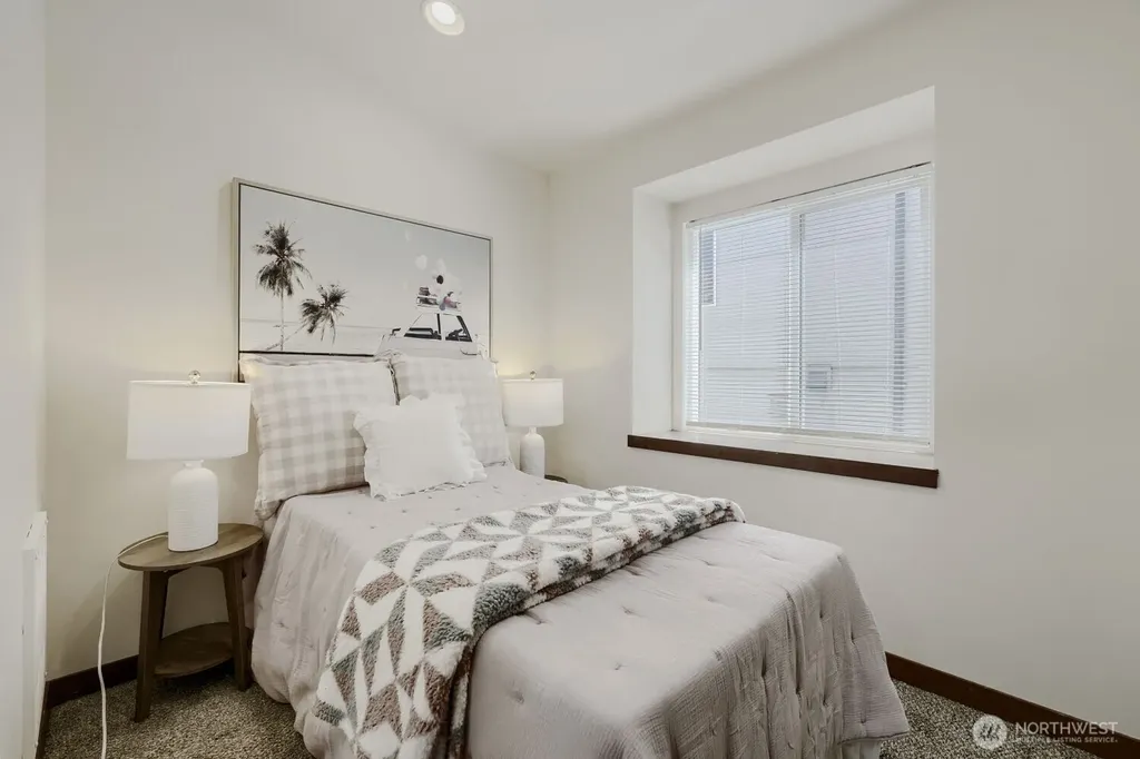 9519 8th Avenue NW Seattle WA 98117
