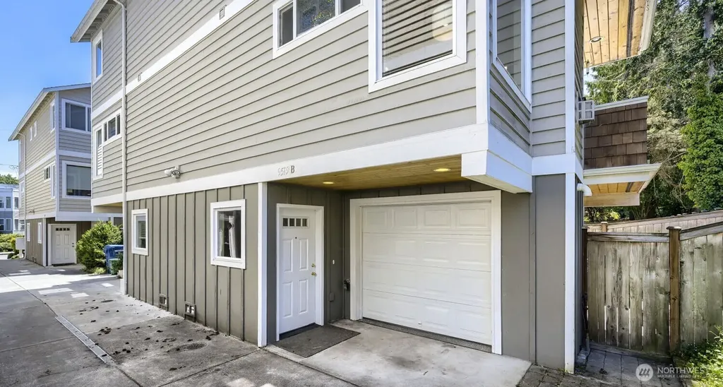 9519 8th Avenue NW Seattle WA 98117