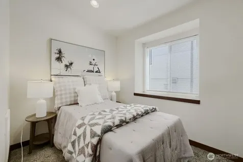 9519 8th Avenue NW Seattle WA 98117