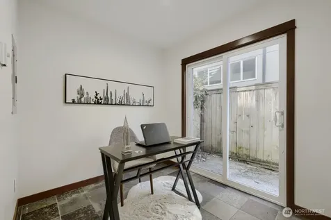 9519 8th Avenue NW Seattle WA 98117