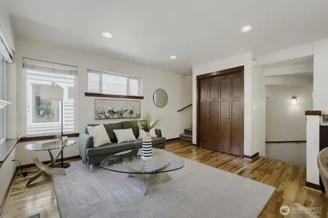 9519 8th Avenue NW Seattle WA 98117