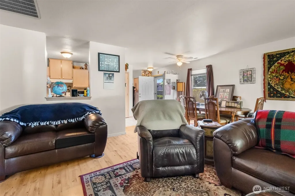 6937 Jericho Ln SW Olympia WA 98512