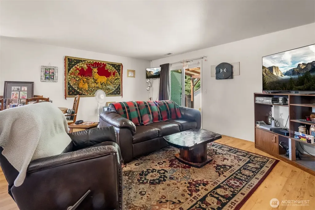 6937 Jericho Ln SW Olympia WA 98512
