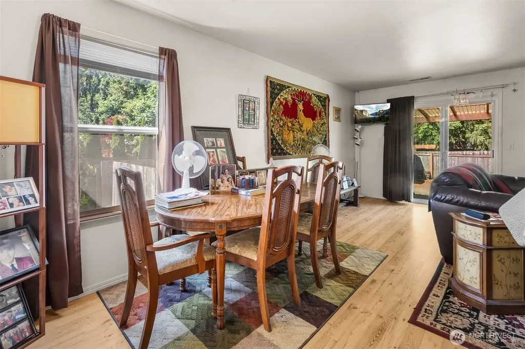 6937 Jericho Ln SW Olympia WA 98512