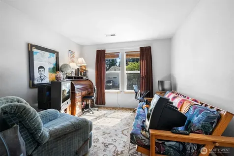 6937 Jericho Ln SW Olympia WA 98512