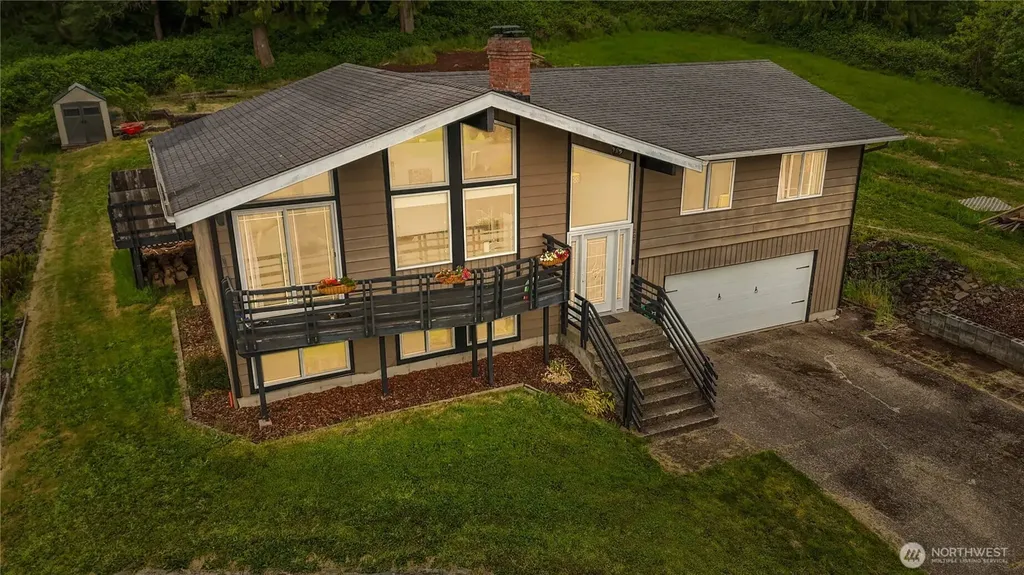 209 Curtis Drive Longview WA 98632