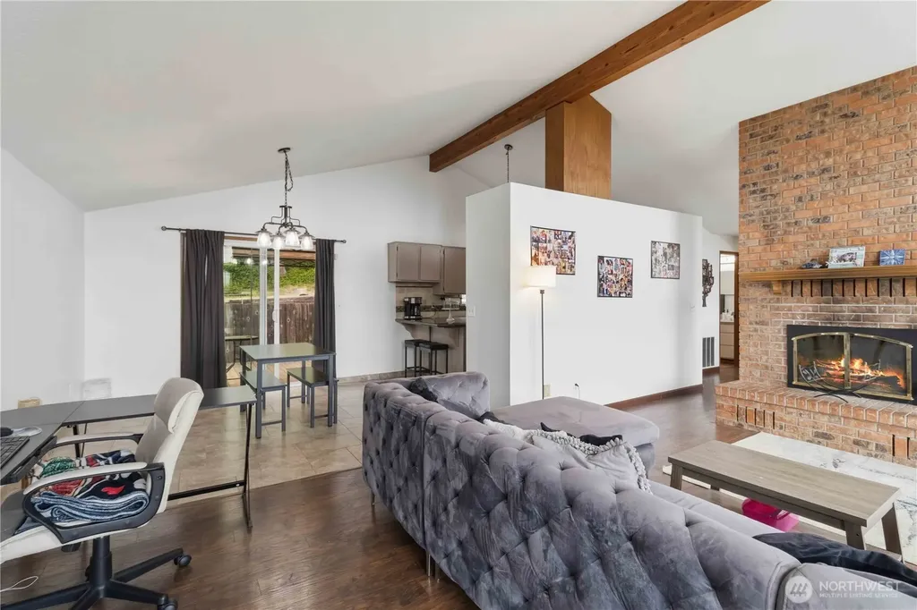 209 Curtis Drive Longview WA 98632