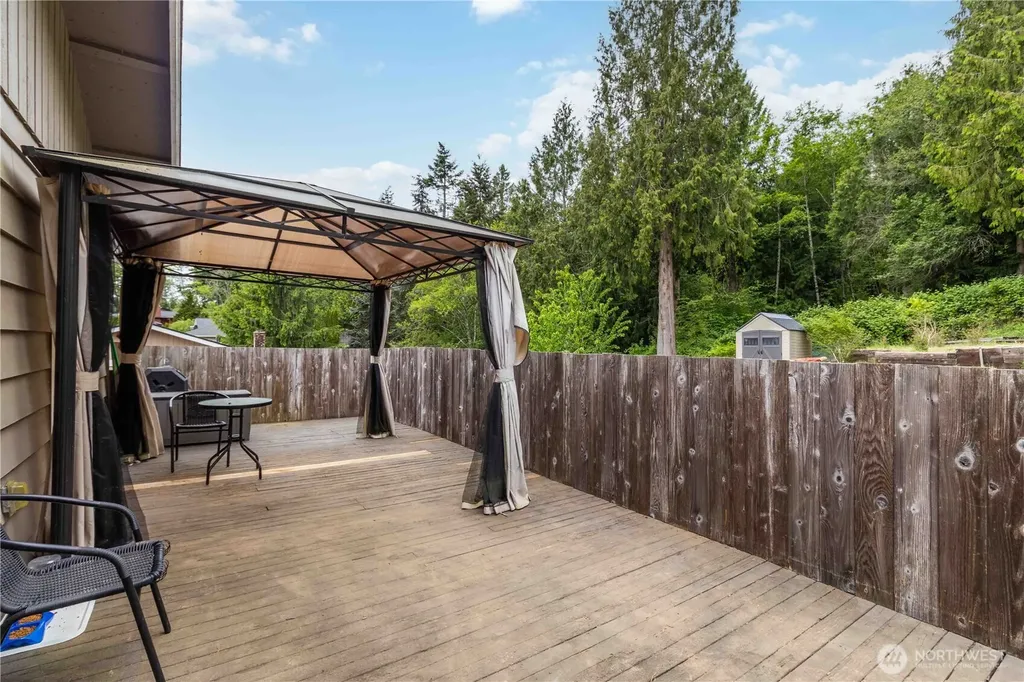 209 Curtis Drive Longview WA 98632