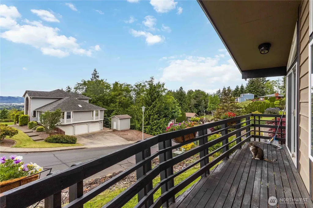 209 Curtis Drive Longview WA 98632