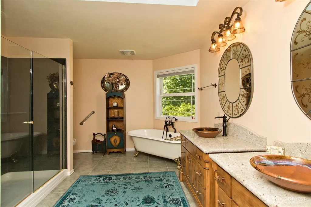 36330 208th Avenue SE Auburn WA 98092