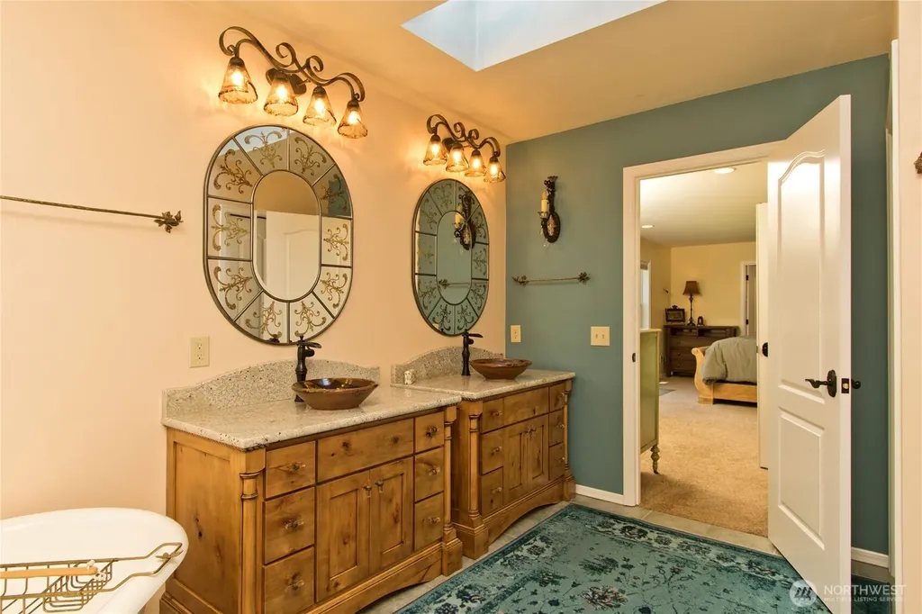 36330 208th Avenue SE Auburn WA 98092