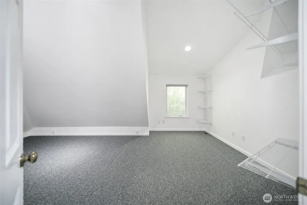 5663 SE Forest Haven Lane Port Orchard WA 98366
