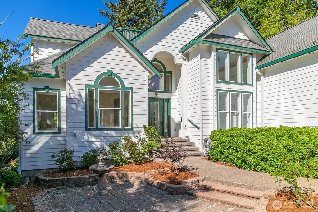 5663 SE Forest Haven Lane Port Orchard WA 98366