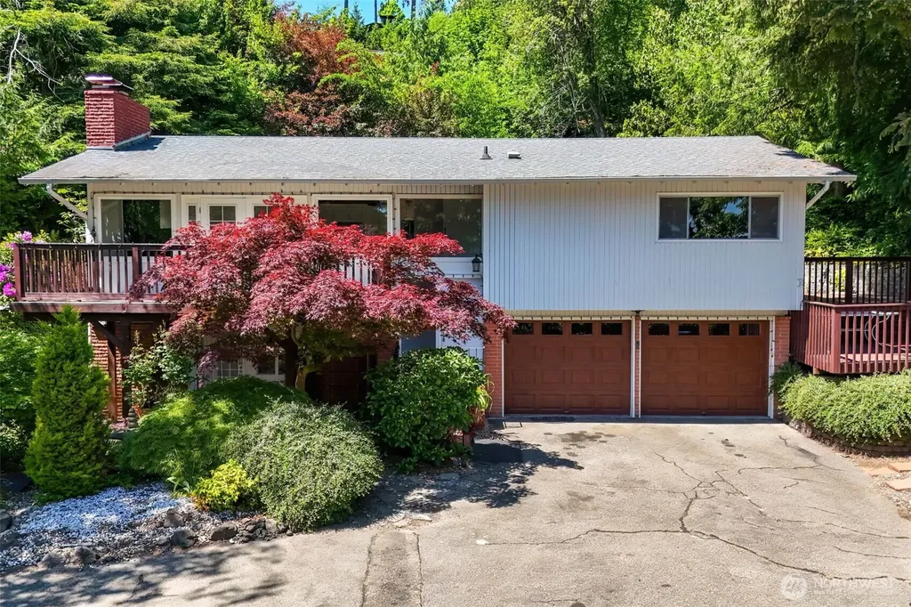 4958 NW Eldorado Boulevard Bremerton WA 98312