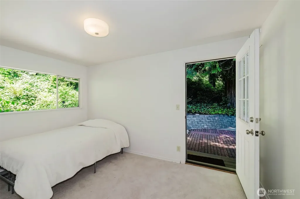 4958 NW Eldorado Boulevard Bremerton WA 98312