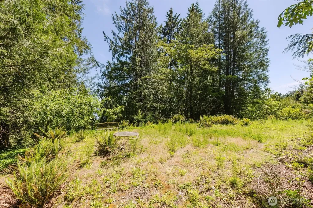 4958 NW Eldorado Boulevard Bremerton WA 98312