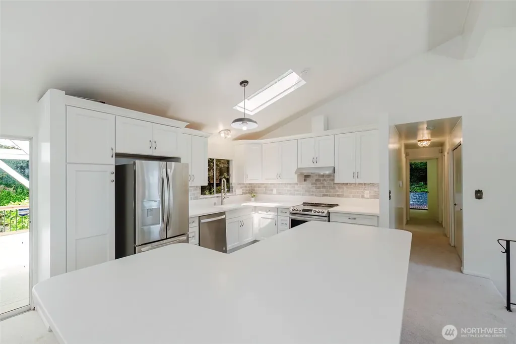 4958 NW Eldorado Boulevard Bremerton WA 98312