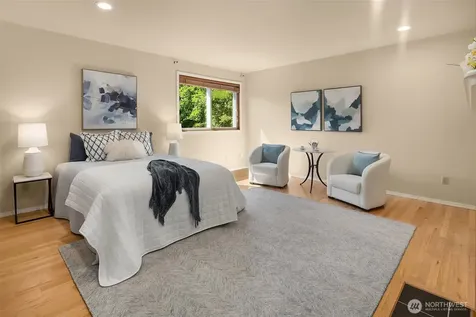 4831 37th Avenue NE Seattle WA 98105