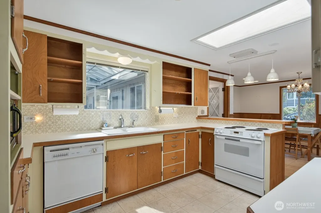 631 Giltner Lane Edmonds WA 98020