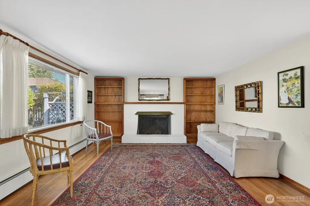631 Giltner Lane Edmonds WA 98020