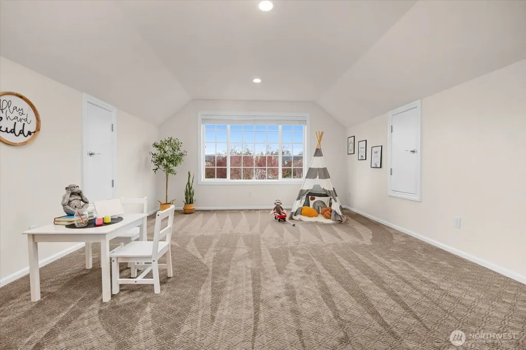 23 148th Place SW Lynnwood WA 98087