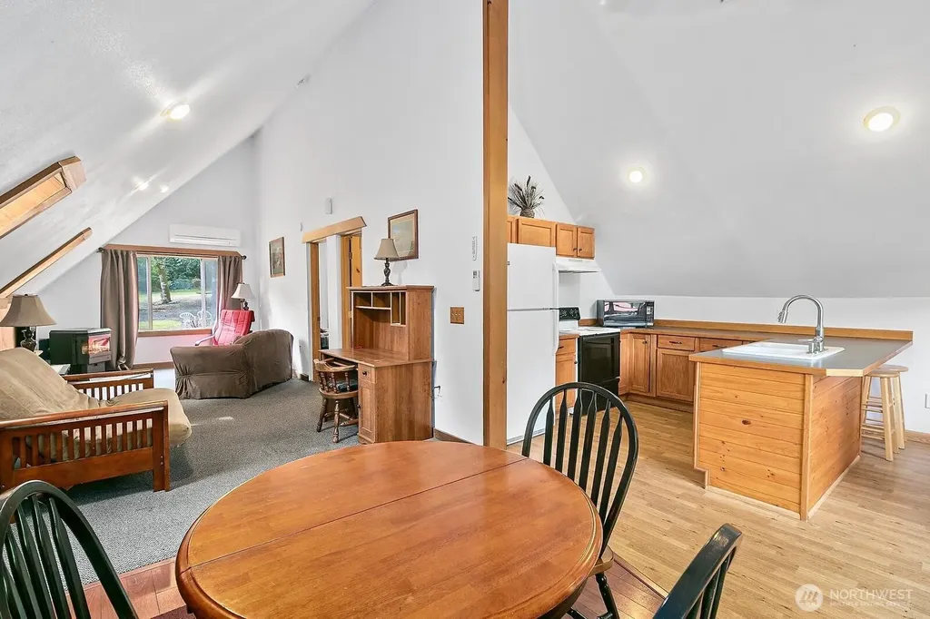 8643 Winslow Drive SW Olympia WA 98512