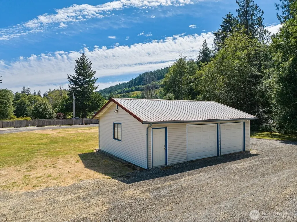 8643 Winslow Drive SW Olympia WA 98512