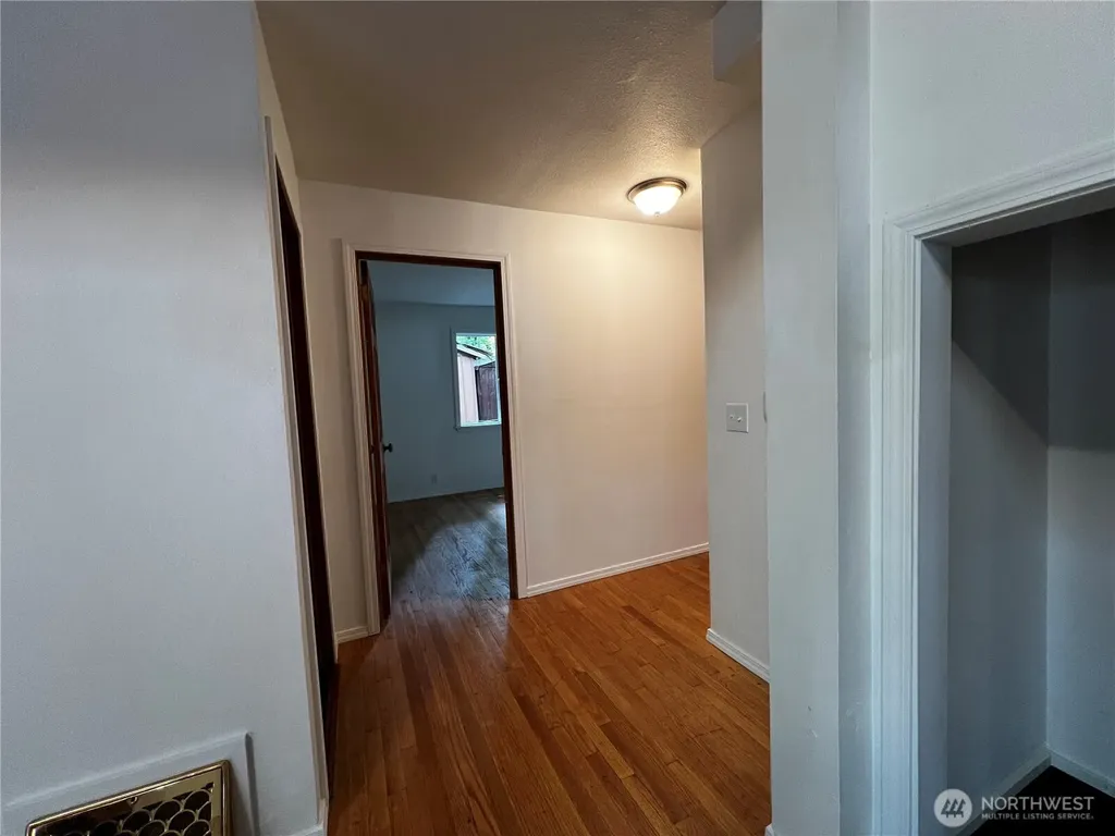 2265 NE 177 Street Shoreline WA 98155