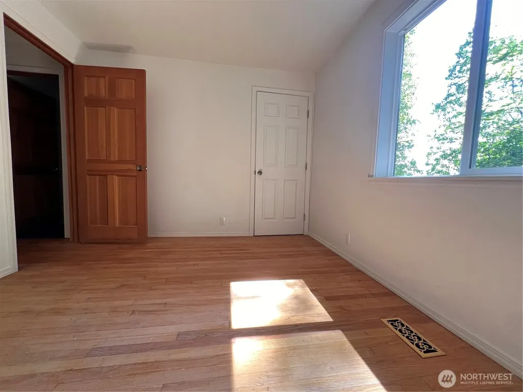 2265 NE 177 Street Shoreline WA 98155