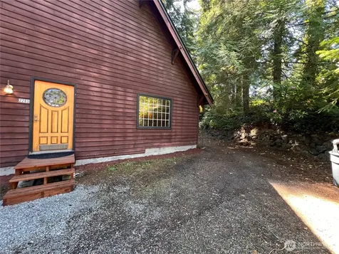 2265 NE 177 Street Shoreline WA 98155
