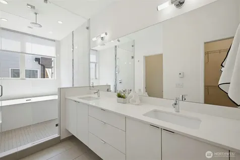 1520 13th Avenue S Seattle WA 98144