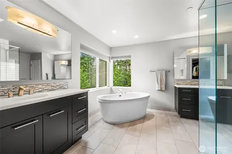 22326 2nd Place SE Bothell WA 98021