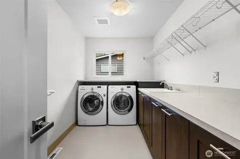 22326 2nd Place SE Bothell WA 98021