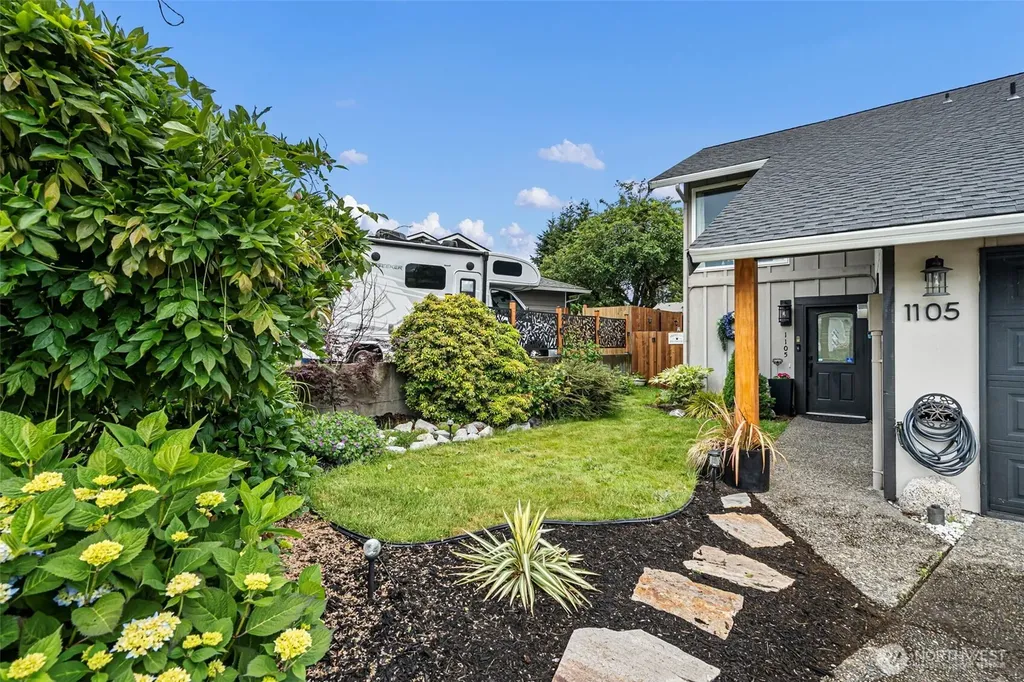 1105 N Newton Street Tacoma WA 98406