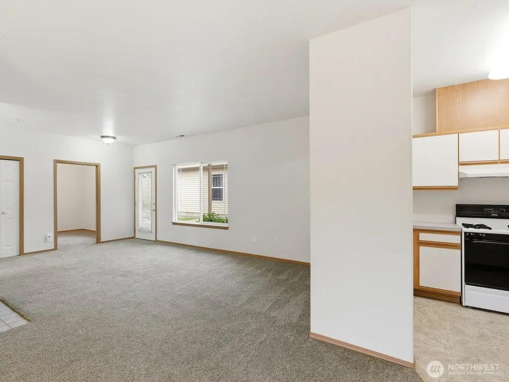 323 N Laventure Road Mount Vernon WA 98273
